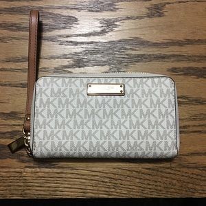 MK purse, wallet and coach wallet